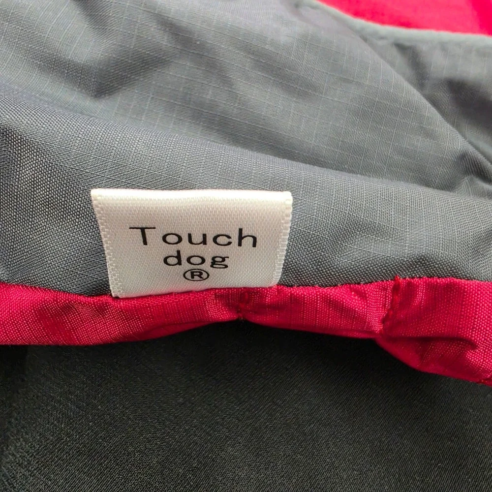 Touchdog Blackshark 700 Outdoor Series Dog Coat Red Grey Fleece Lined‎ Small